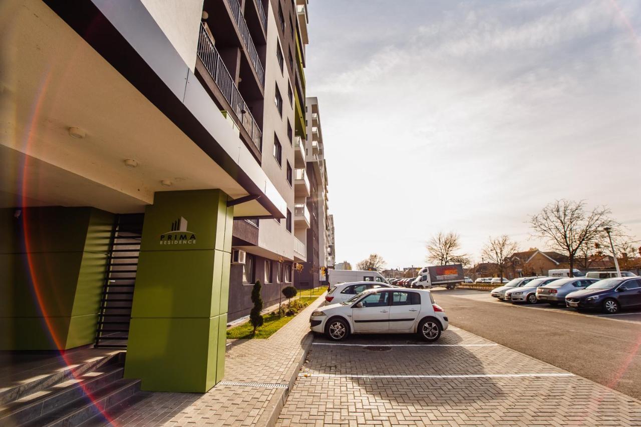 Bright & Elegant Central Apartment Oradea Buitenkant foto